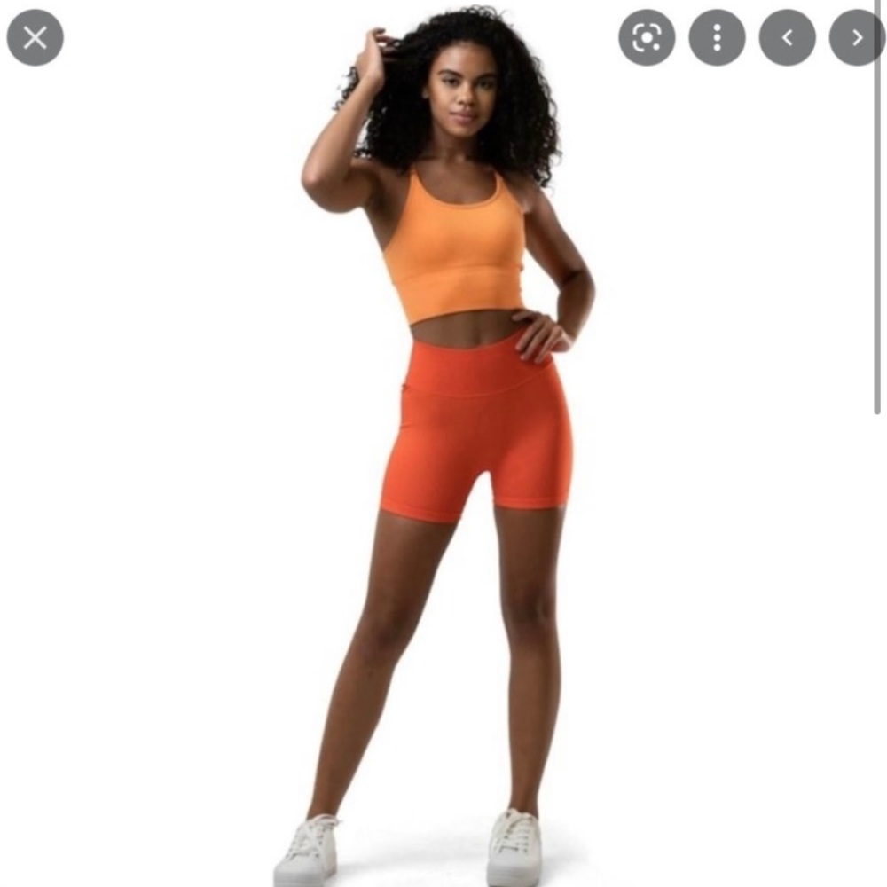 Vitality Linear Short Sunset | Balance Athletica